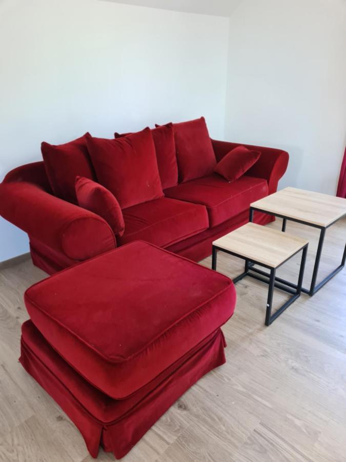 De La Gourgeonne Apartment Nervezain